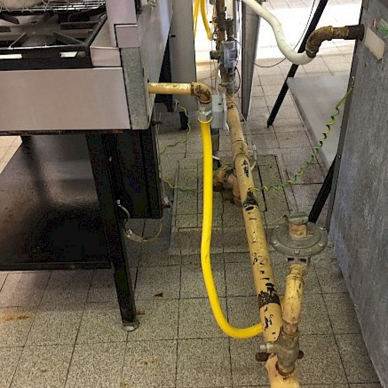 Non Compliant appliance gas pipework